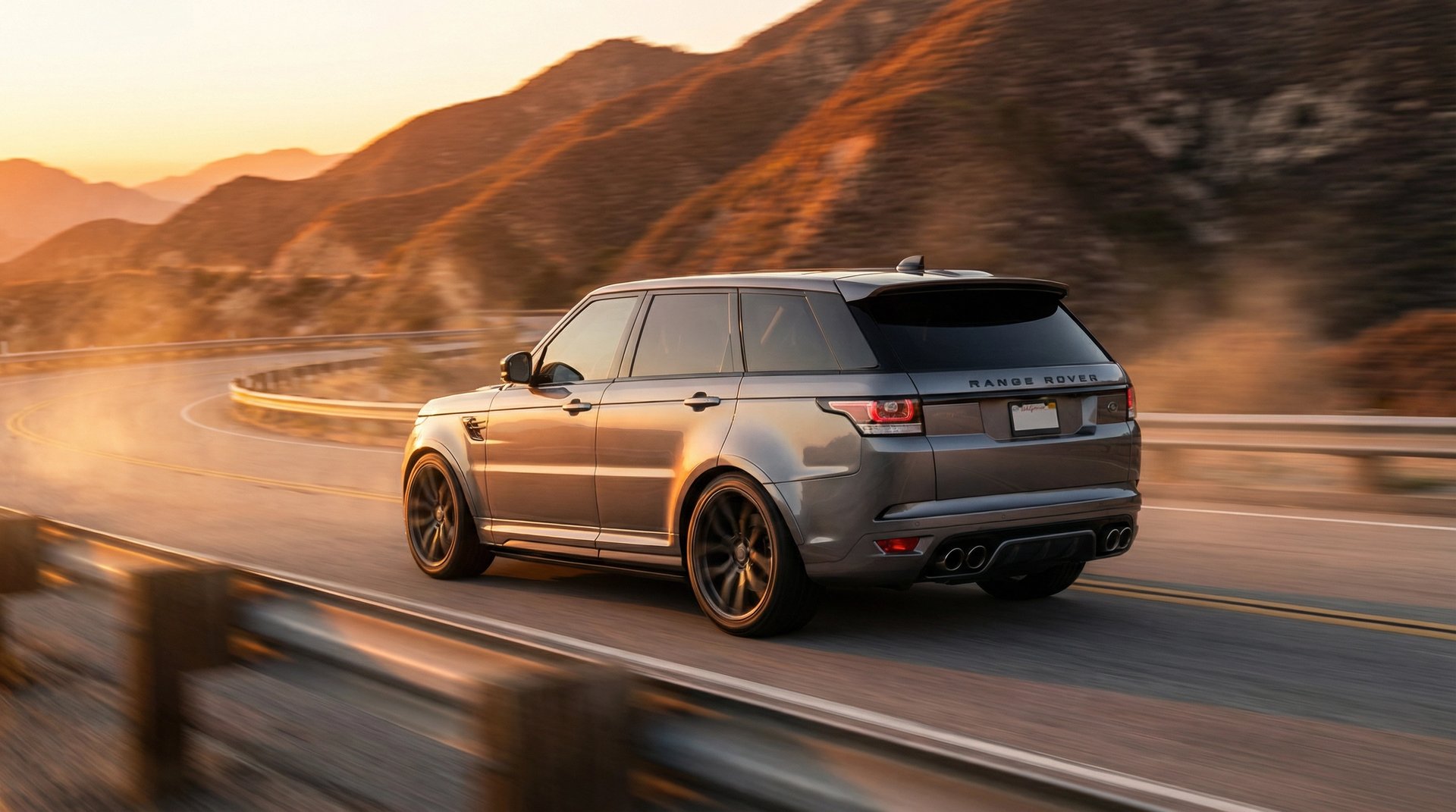 免费看片揽胜运动版山路极限驾驶视频